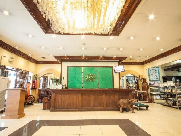 Rosas Garden Hotel image 1