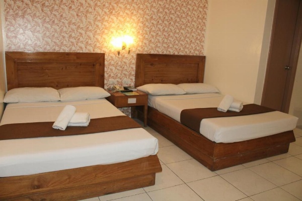 Rosas Garden Hotel image 23